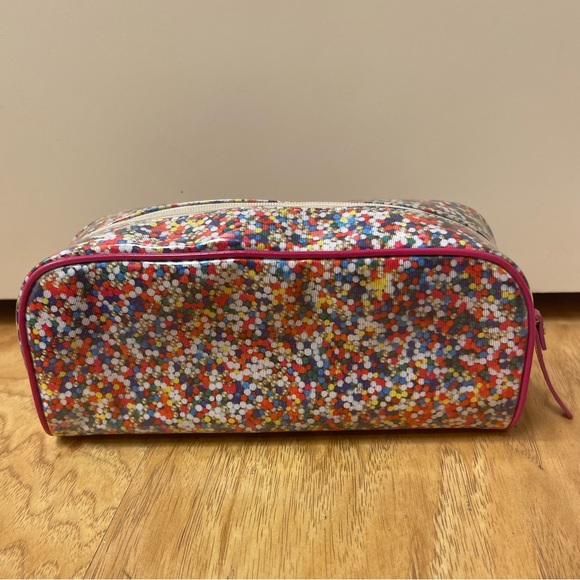 kate spade Handbags - 🚨MAKE AN OFFER🚨 Kate Spade Sprinkle Cosmetic Bag